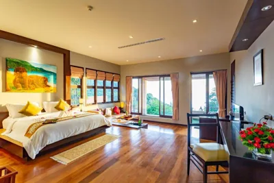 Grand Thai con vista parziale sull'oceano e piscina privata — Ayara Kamala Resort & Spa